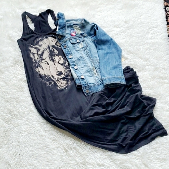 GRAPHIC RACER BACK DRESS - Picture 1 of 9